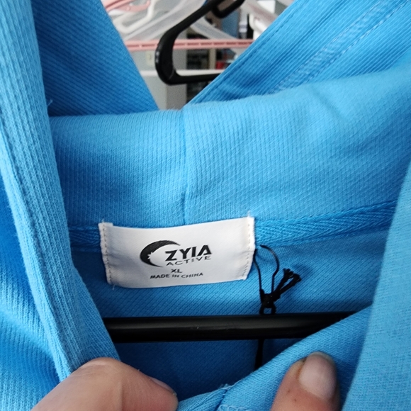 BNWT zyia crop - Picture 3 of 6